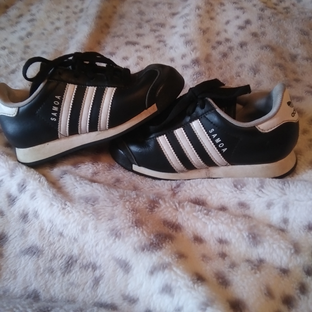 11 Kids Adidas Samoa
